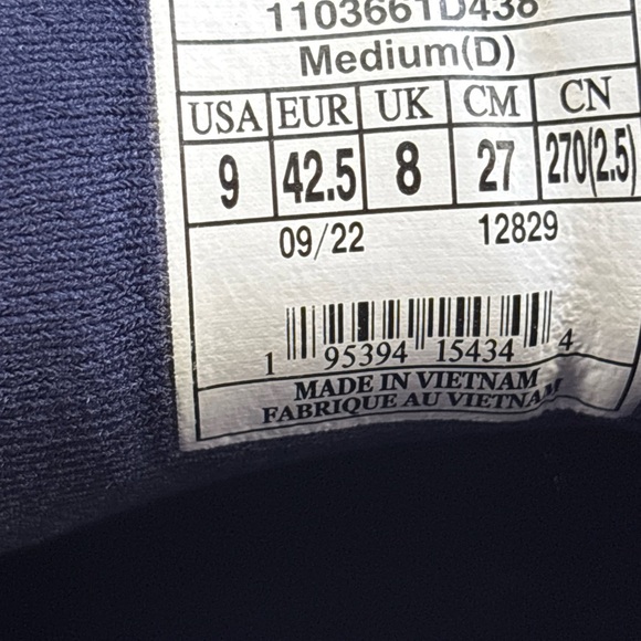 🔥🔥🔥Brooks Men's Athletic Shoes - Navy and Yellow Size: 9🔥🔥🔥 - Picture 6 of 11